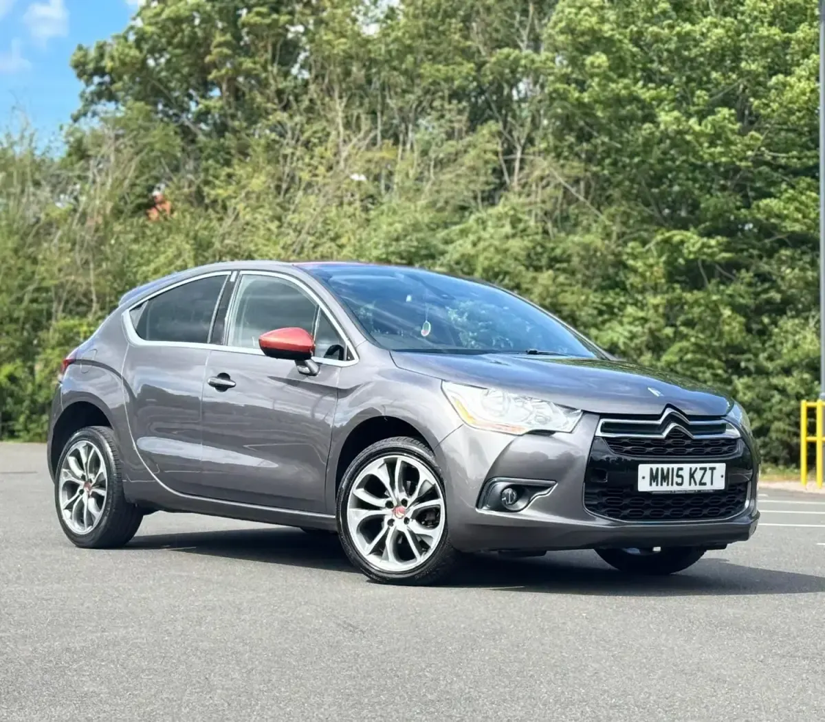 Usado Citroën DS4 115 CV (84 kW) 2015 Gris Utilitario