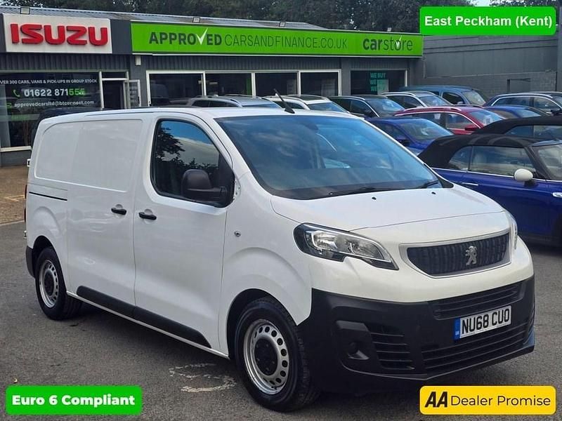 White Used 2018 Peugeot Expert Active Van | £8,999 (Good price) - Image 1/4