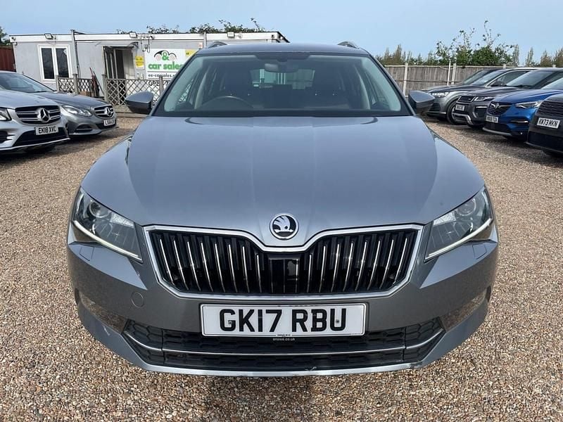 Used Skoda Superb SE L Executive 150 HP (110 kW) 2017 Grey Estate