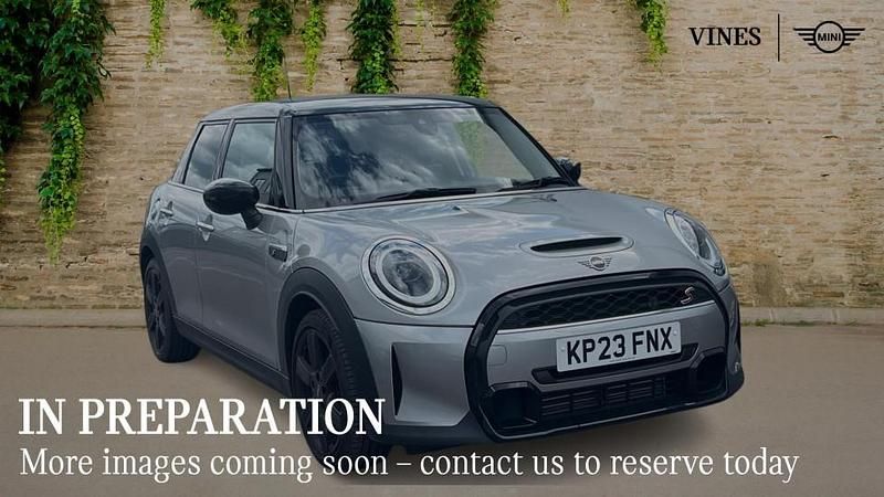 Silver Used 2023 Mini Cooper S Classic Hatchback | £21,410 (Good price) - Image 1/4