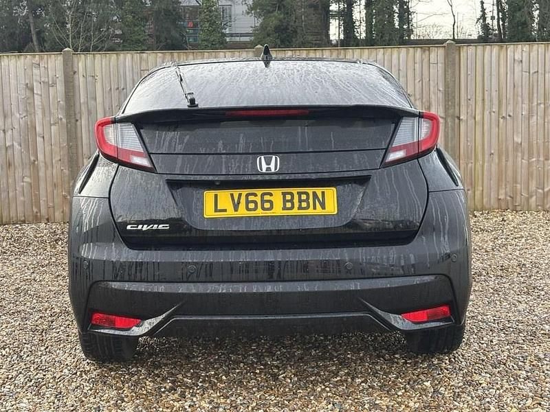 Used Honda Civic SR 120 HP (88 kW) 2016 Black Hatchback