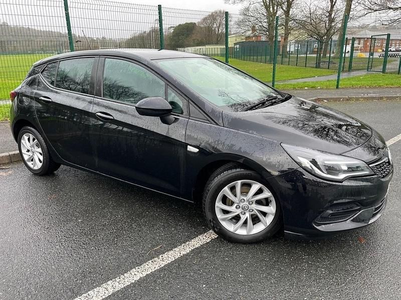 Used Vauxhall Astra 122 HP (89 kW) 2020 Black Hatchback