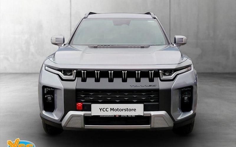 Used Ssangyong (KGM) Torres 177 HP (130 kW) 2025 Silver SUV