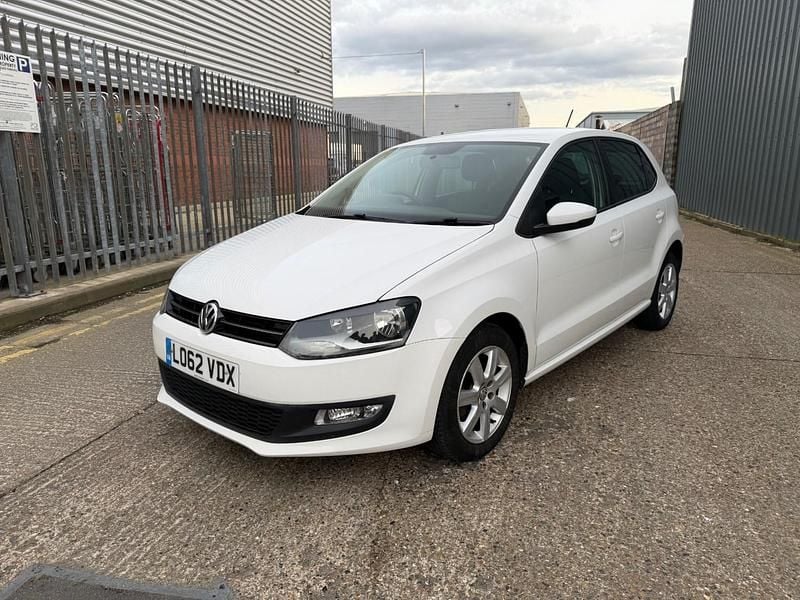 Used VW Polo Match 60 HP (44 kW) 2012 White Hatchback