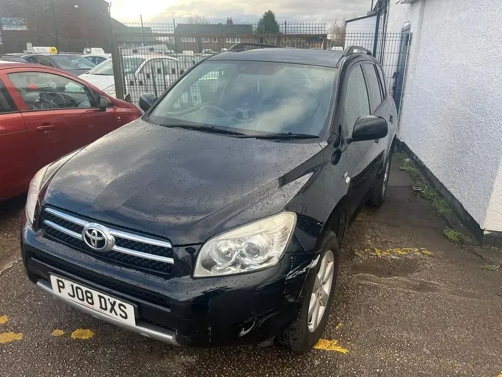 Usado Toyota RAV4 134 CV (98 kW) 2008 Negro SUV