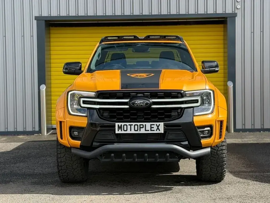 Gebraucht Ford Ranger Wildtrack 2023 Orange Pickup