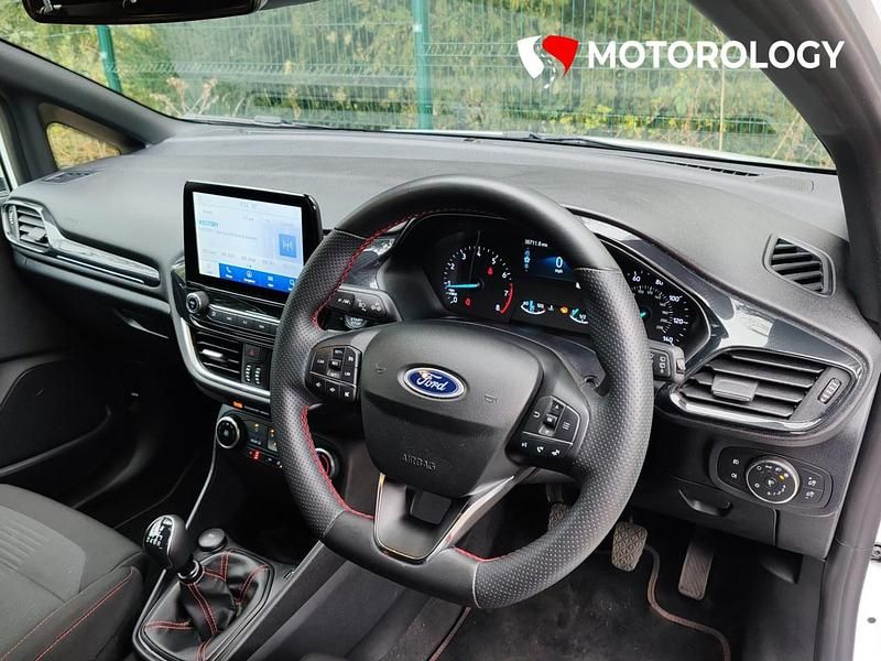 Used Ford Fiesta ST-Line 100 HP (73 kW) 2022 White Hatchback