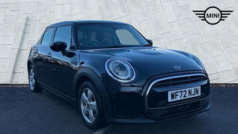 Used Mini Cooper Classic 134 HP (98 kW) 2022 Black Hatchback