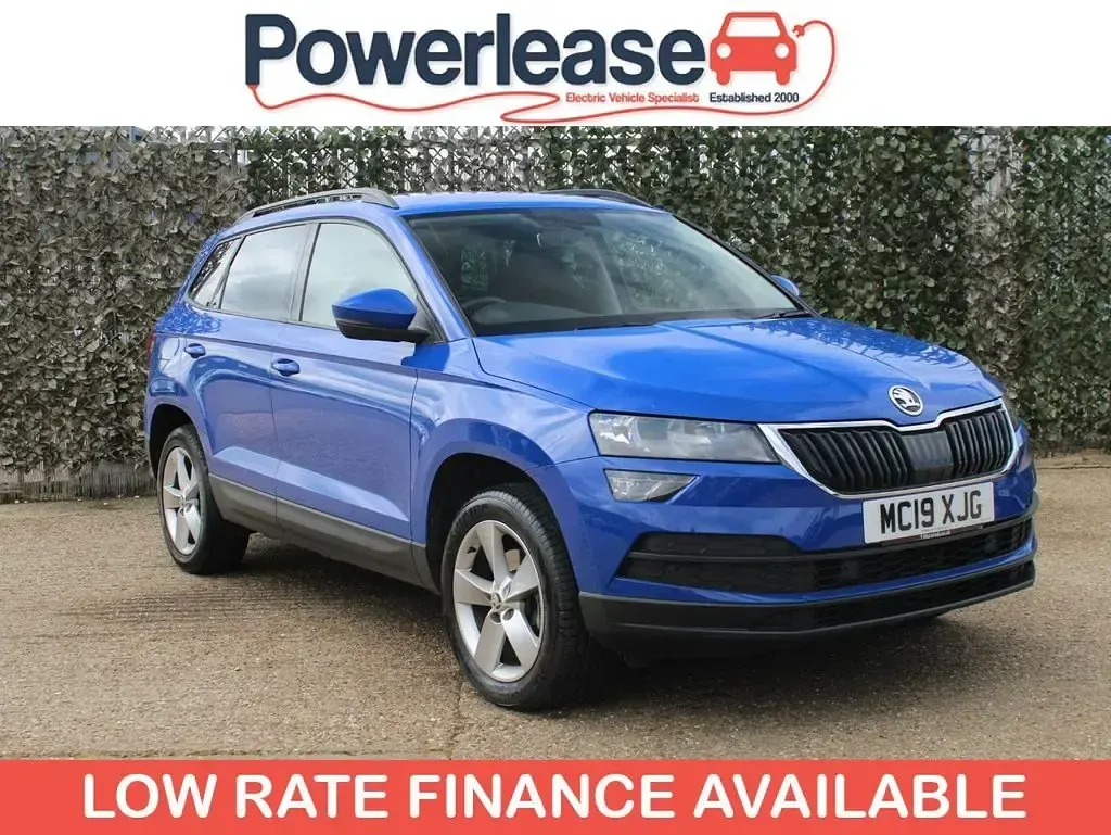Used Skoda Karoq SE Technology 150 HP (110 kW) 2019 Blue SUV