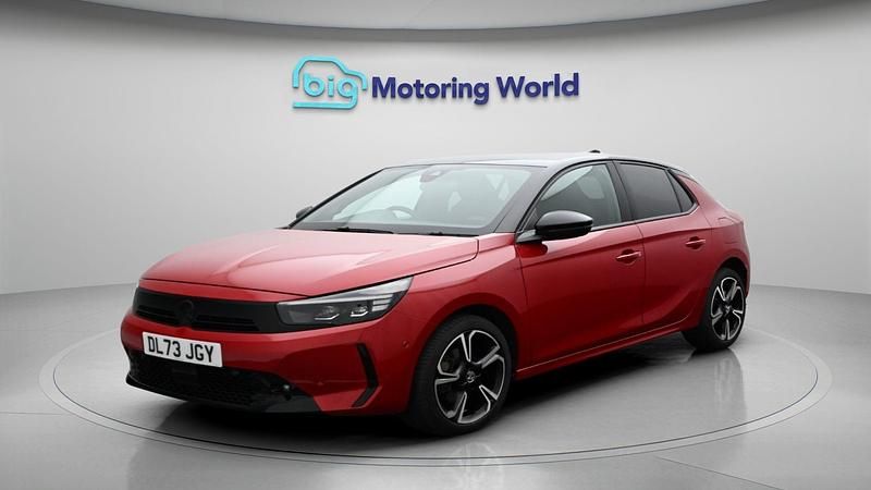 Second-hand Vauxhall Corsa Ultimate 99 CP (72 kW) 2023 Roșu Hatchback