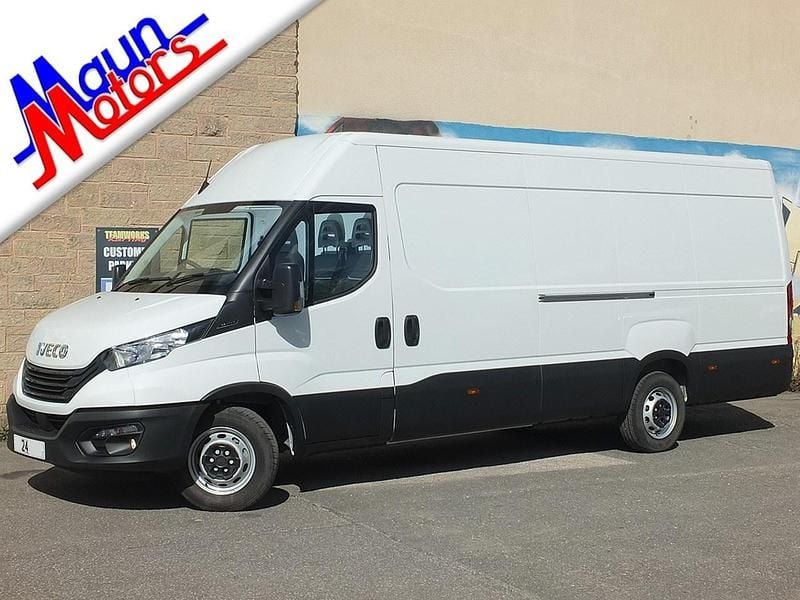 White New 2024 Iveco Daily Van | £28,995 (Expensive) - Image 1/4