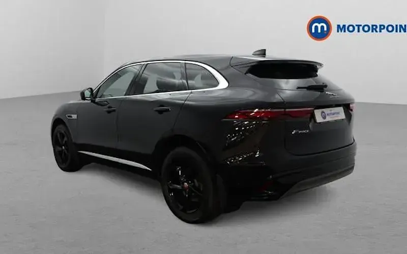 Second-hand Jaguar F-Pace R-Dynamic 204 CP (150 kW) 2024 SUV