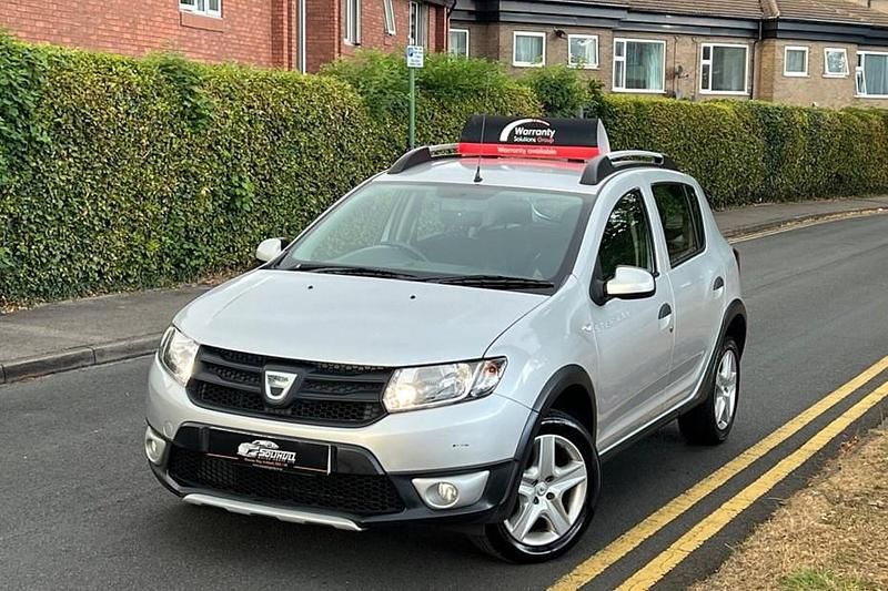 Silver Used 2014 Dacia Sandero Ambiance Hatchback | £2,650 (Fair price) - Image 1/1