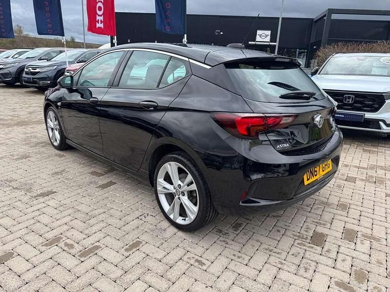 Used Vauxhall Astra SRi 147 HP (108 kW) 2018 Black Hatchback