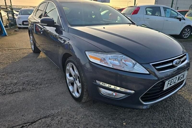 Used Ford Mondeo Titanium 140 HP (102 kW) 2012 Grey Hatchback