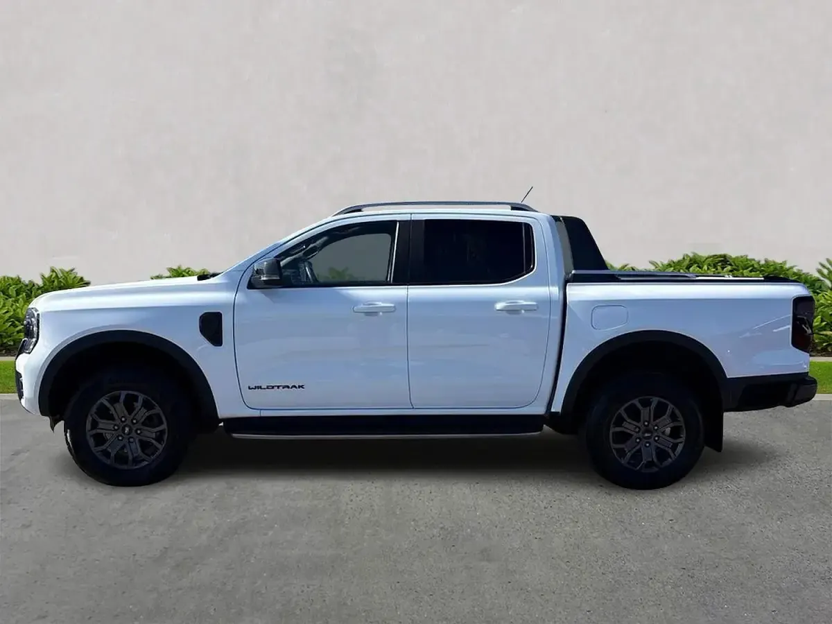 Usado Ford Ranger Wildtrack 240 CV (176 kW) 2025 Blanco Pickup/Camioneta