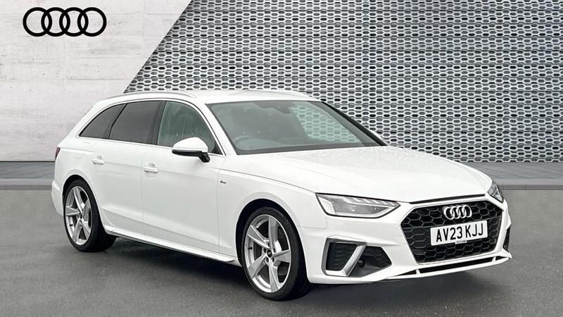 Used Audi A4 S-Line 150 HP (110 kW) 2023 White Estate