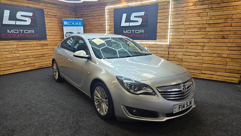 Used Vauxhall Insignia Design Edition 2014 Silver Hatchback
