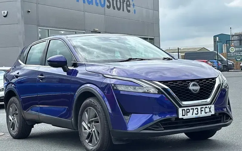 Used Nissan Qashqai Acenta Premium 158 HP (116 kW) 2023 Blue SUV