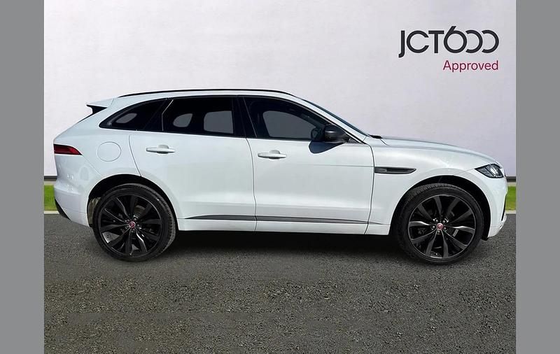 Used Jaguar F-Pace 300 HP (220 kW) 2019 White SUV