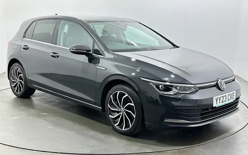 Used VW Golf VIII Edition 131 HP (96 kW) 2023 Hatchback