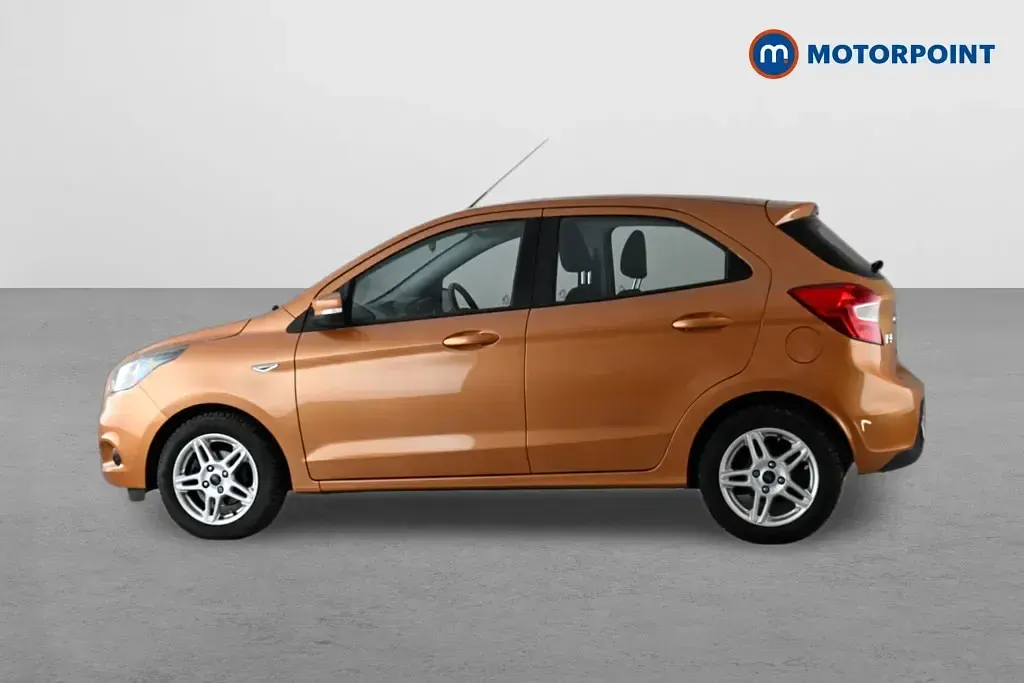 Used Ford Ka Zetec 84 HP (61 kW) 2018 Gold Sedan