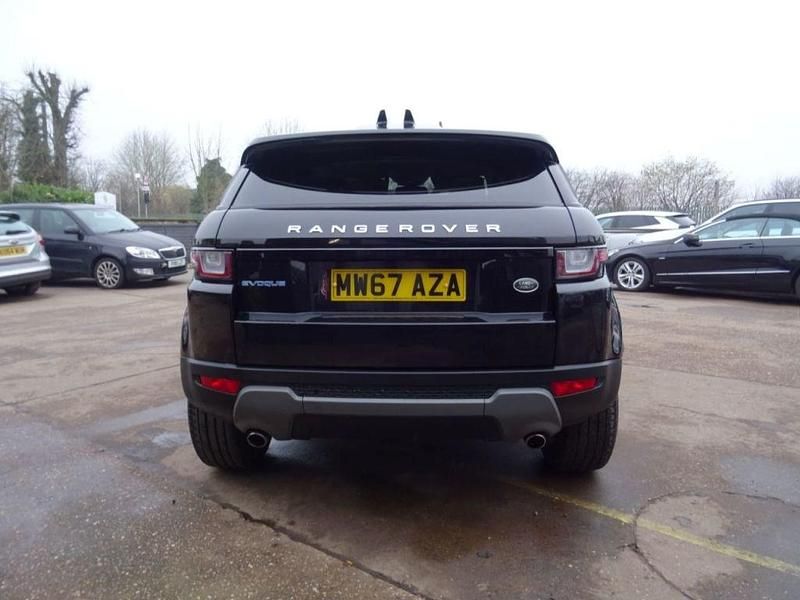 Used Land Rover Range Rover evoque SE 2017 Black Estate