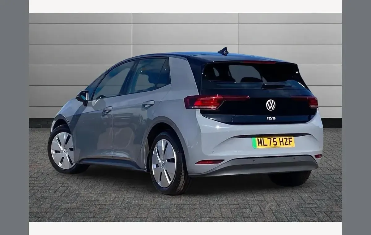 Begagnad VW ID.3 Pro 147 kW (200 HK) 2025 Grå Halvkombi