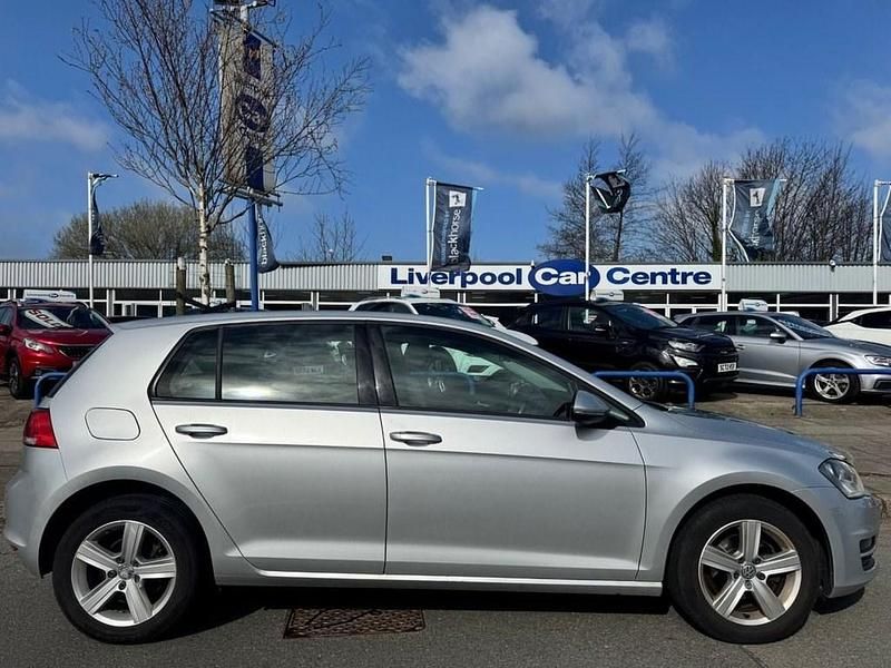 Used VW Golf VII Match 105 HP (77 kW) 2015 Silver Hatchback