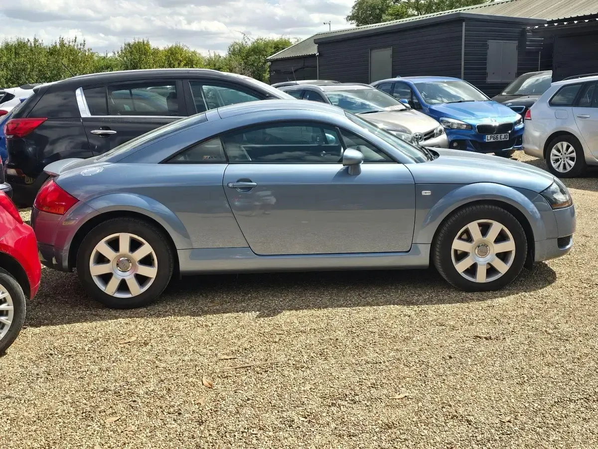 Used Audi TT 2005 Blue Coupe