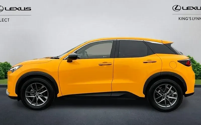 Used Lexus LBX 136 HP (100 kW) 2026 SUV