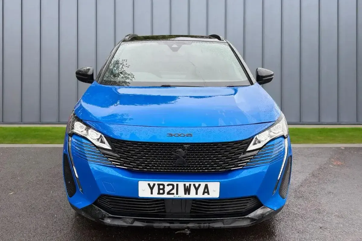 Used Peugeot 3008 Premium 129 HP (94 kW) 2021 Blue SUV