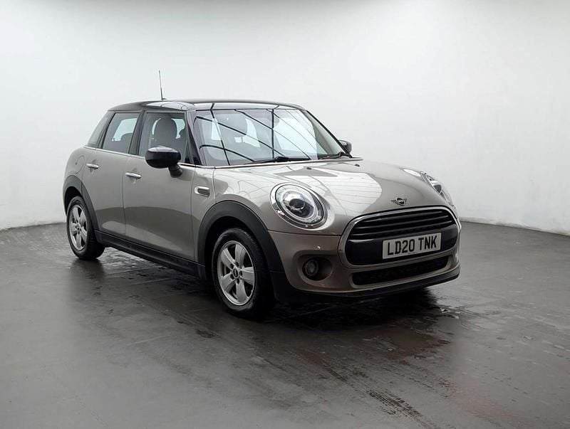 Used Mini Cooper Classic 136 HP (100 kW) 2020 Silver Hatchback