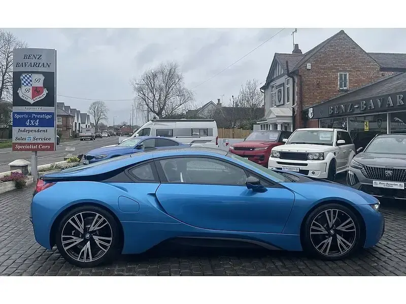 Used BMW i8 Exclusive 362 HP (266 kW) 2016 Blue Coupe