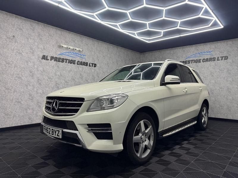 White Used 2012 Mercedes ML350 SUV | £11,499 (A bit pricey) - Image 1/4