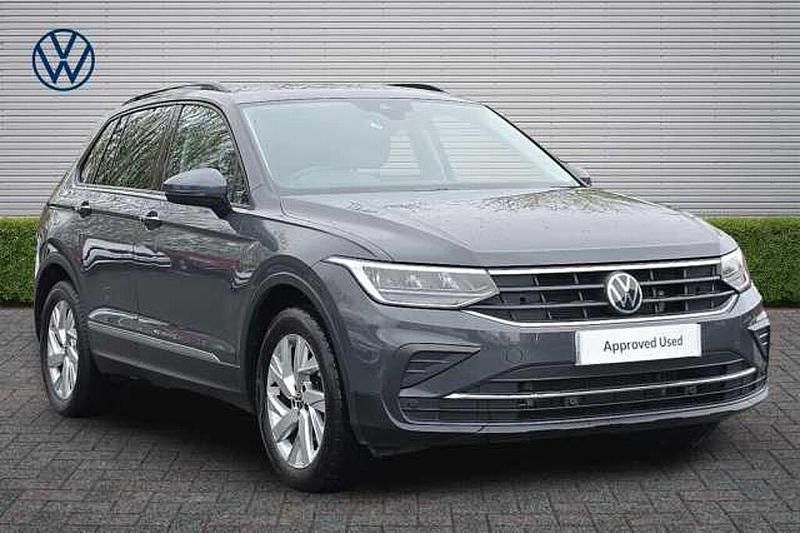 Used VW Tiguan Life 150 HP (110 kW) 2021 Grey SUV