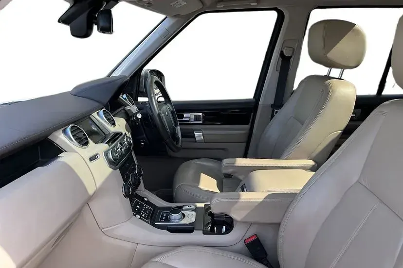 Used Land Rover Discovery 4 HSE Luxury 255 HP (187 kW) 2015 Corris grey SUV