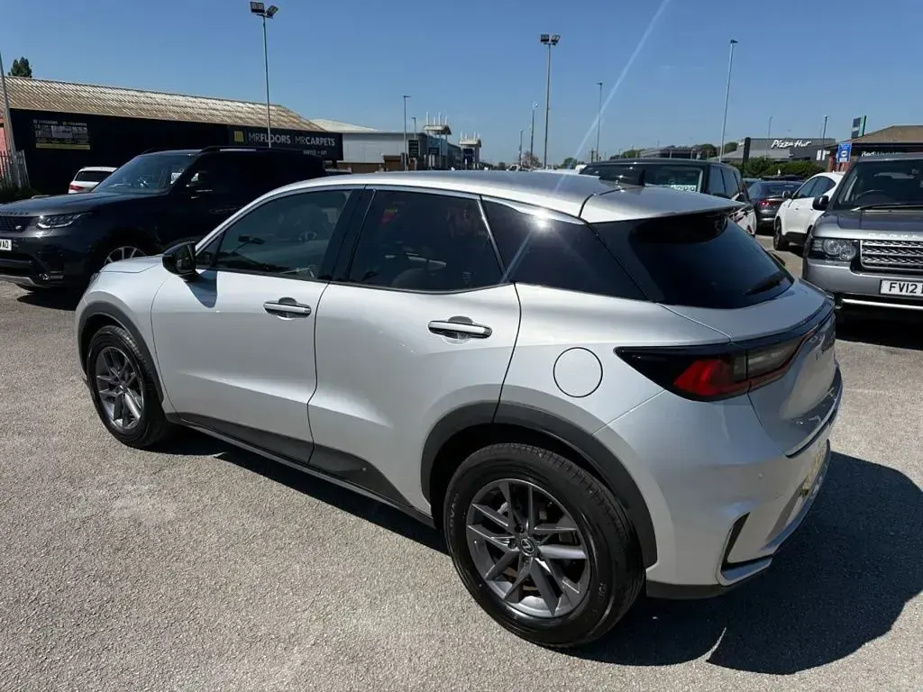Used Lexus LBX 136 HP (100 kW) 2024 Silver SUV