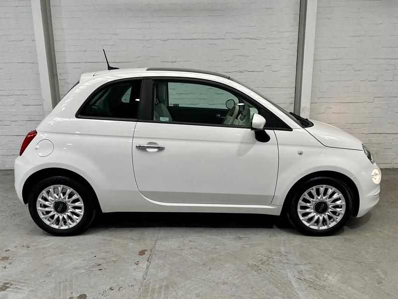 Used Fiat 500 Lounge 70 HP (51 kW) 2021 White Hatchback