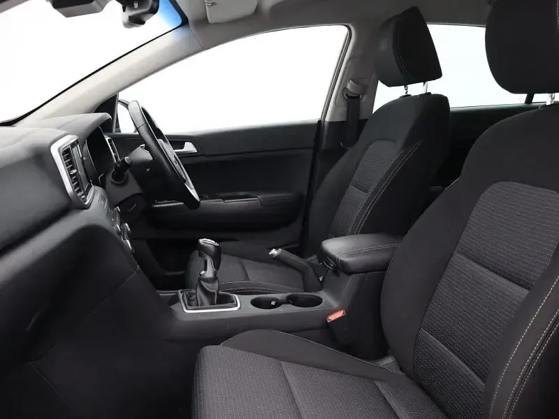 Usado Kia Sportage 136 HP (100 kW) 2018 Vermelho SUV