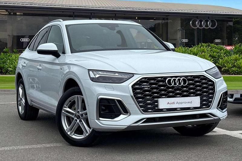 White Used 2024 Audi Q5 Sportback S-Line SUV | £37,240 (Good price) - Image 1/4