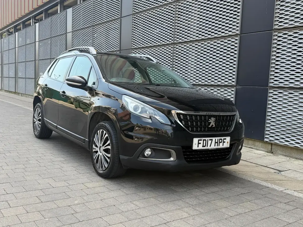 Used Peugeot 2008 Active 97 HP (71 kW) 2017 Black SUV