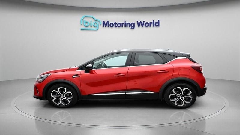 Usado Renault Captur SE 160 HP (117 kW) 2022 Vermelho SUV