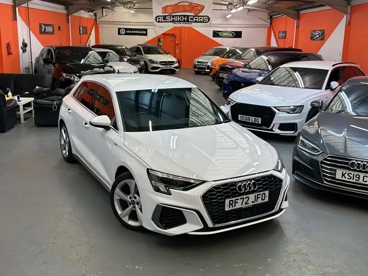 Used Audi A3 S-Line 150 HP (110 kW) 2022 White Sedan