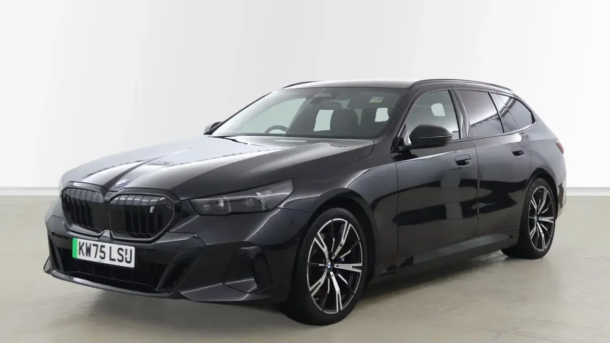 Used BMW i5 M Sport 246 kW (335 HP) 2025 Black Estate