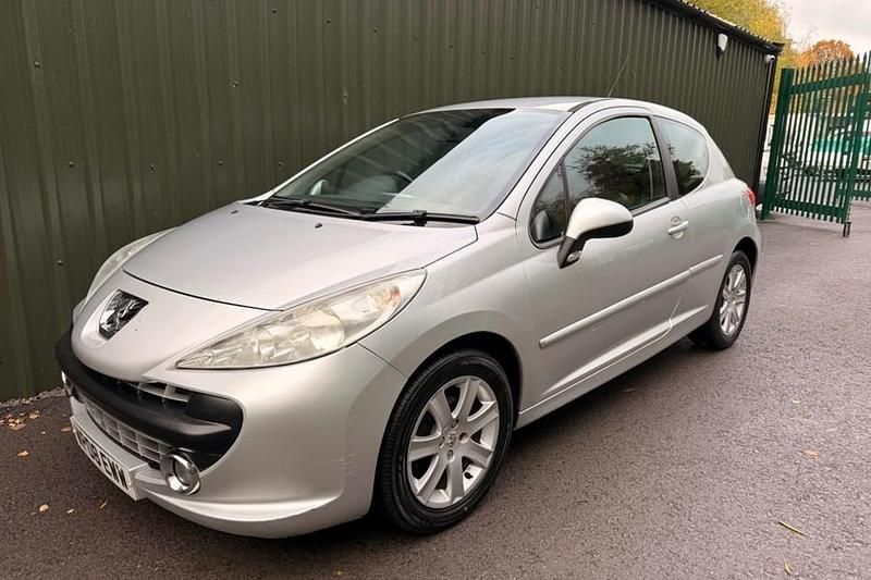 Silver Used 2008 Peugeot 207 Sport Hatchback | £1,495 (Good price) - Image 1/1