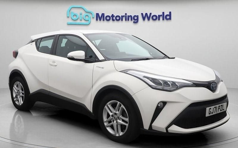 Used 2023 Toyota C-HR SUV | £15,700 (Super price) - Image 1/4