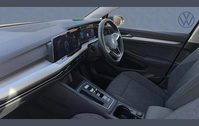 Used VW Golf VIII Life 115 HP (84 kW) 2023 Black Hatchback