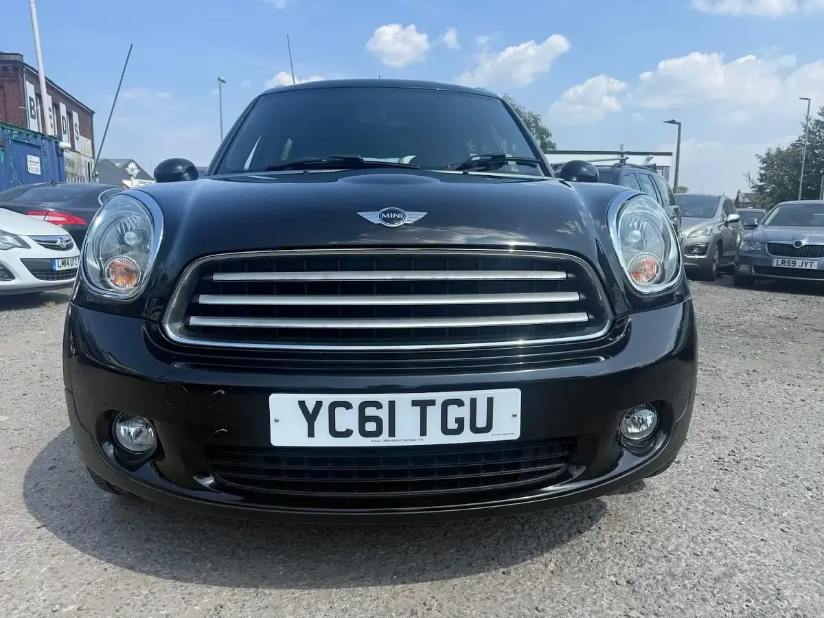 Used Mini Cooper D 2011 Black Hatchback