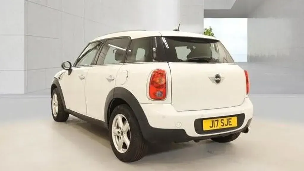 Used Mini One Countryman 2012 White SUV